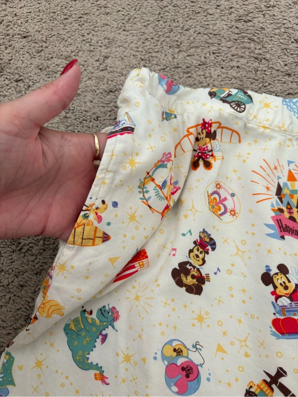 Tokyo Disney Resort Collared Long Sleeve Pants Pajamas Size Large - Picture 6 of 7
